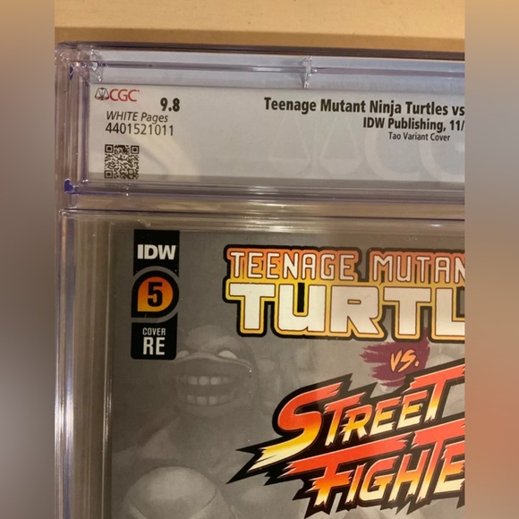 9.8 CGC Graded TMNT Vs Street Fighter #5 Ivan Tao Virgin Variant - Picture 6 of 6